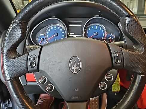 Used 2018 Maserati GranTurismo Sport image 7