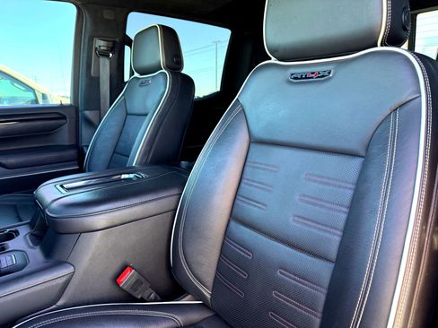 Used 2022 GMC Sierra 1500 AT4X image 13