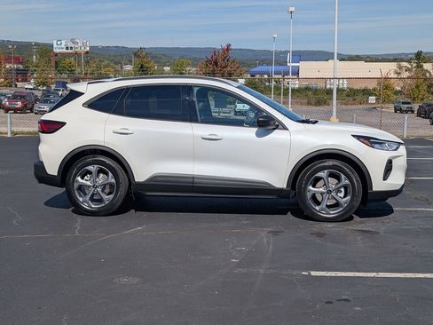 New 2026 Ford Escape ST-Line w/ Tech Pack #1 image 3