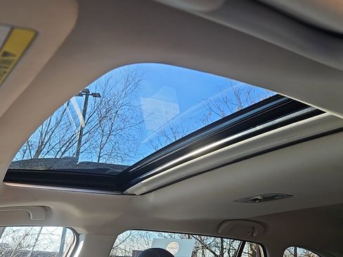 Used 2020 Subaru Outback Limited image 8