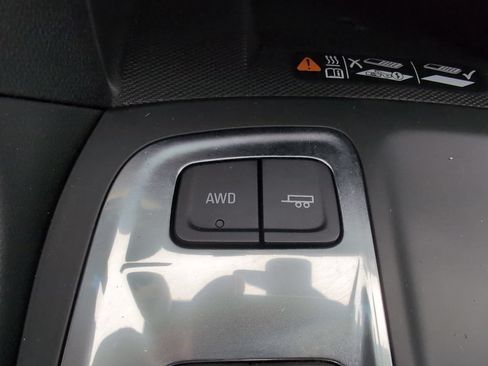 Used 2020 Chevrolet Equinox Premier AWD/4WD image 28