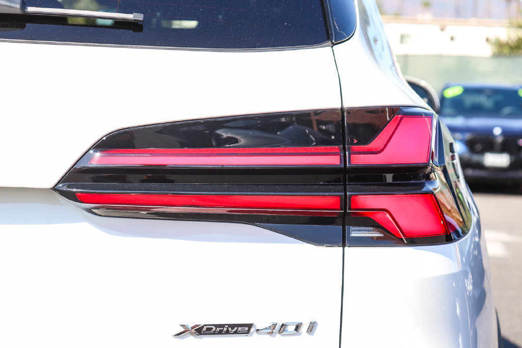 Used 2026 BMW X5 xDrive40i w/ Executive Package AWD/4WD image 7