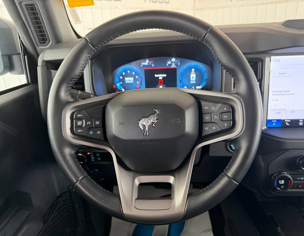 Used 2025 Ford Bronco Big Bend AWD/4WD image 14