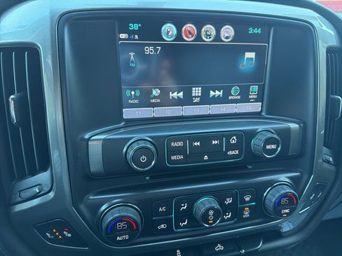 Certified 2018 Chevrolet Silverado 1500 LTZ w/ Sport Package image 20