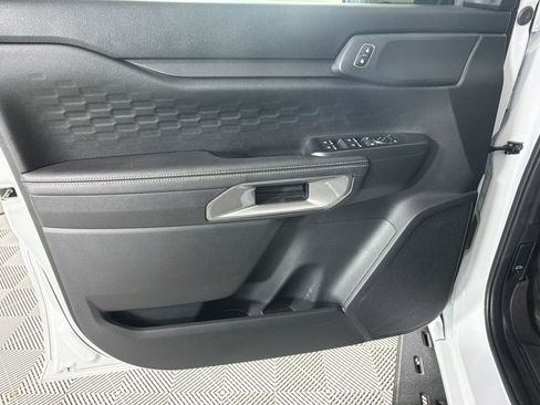 Used 2025 Ford Ranger XLT AWD/4WD image 13