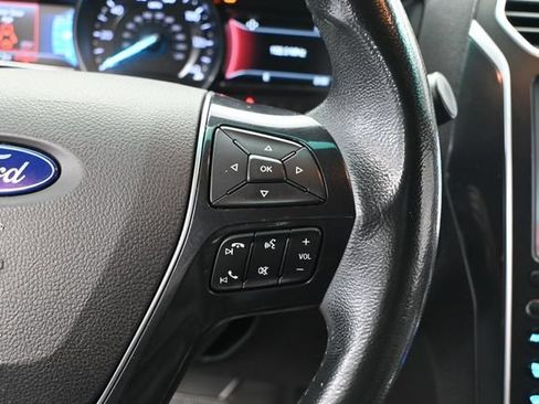 Used 2017 Ford Explorer Limited AWD/4WD image 28
