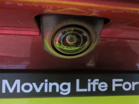 Used 2019 Subaru Impreza 2.0i Premium w/ Eyesight & BSD/Rcta & SRF image 10