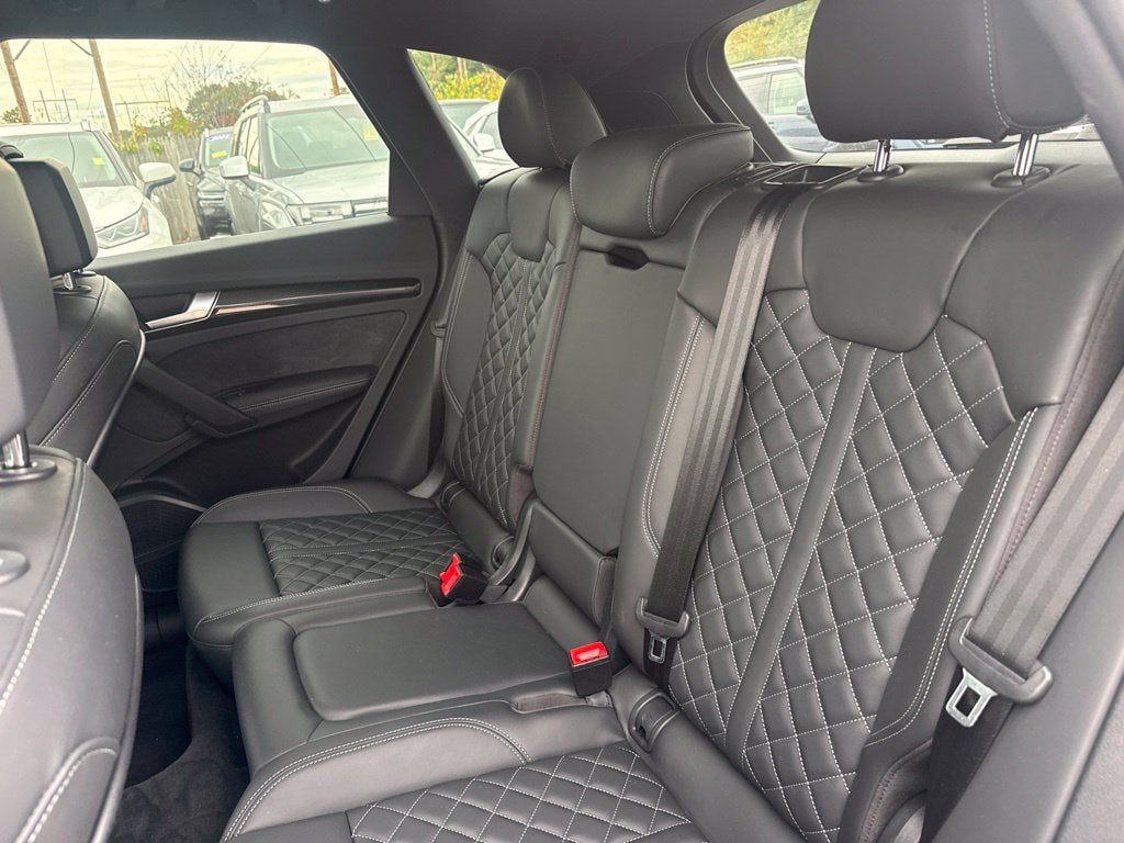 Used 2023 Audi SQ5 Premium Plus w/ Premium Plus Package AWD/4WD image 18