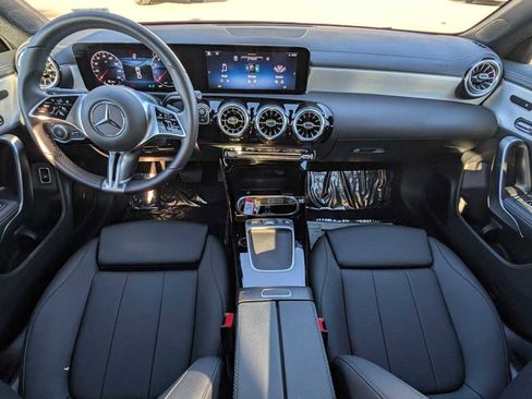 Used 2025 Mercedes-Benz CLA 250 image 10