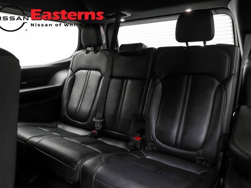 Used 2023 Jeep Wagoneer Series III w/ Preferred Equipment Group RWD image 31