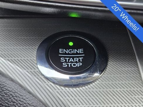 Used 2021 Ford Explorer XLT w/ Equipment Group 202A RWD image 20