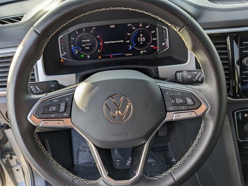 Certified 2023 Volkswagen Atlas Cross Sport SE w/ Panoramic Sunroof Package image 28