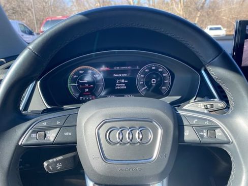 Used 2021 Audi Q5 e Premium w/ Convenience Package image 10