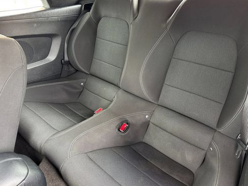 Used 2017 Ford Mustang Convertible RWD image 15
