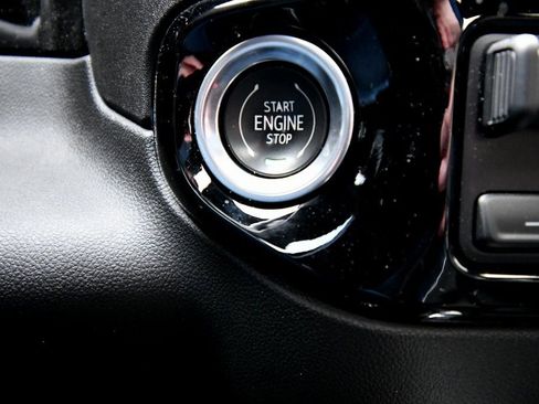 Used 2023 Chevrolet Silverado 1500 High Country w/ High Country Premium Package AWD/4WD image 26