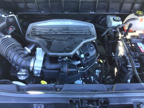 Used 2017 GMC Acadia SLT image 7