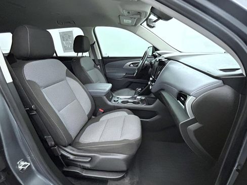 Used 2019 Chevrolet Traverse LT FWD image 15