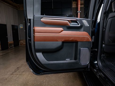 Used 2026 GMC Sierra 3500 Denali Ultimate image 38