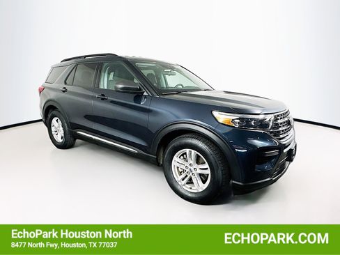 Used 2023 Ford Explorer XLT image 1