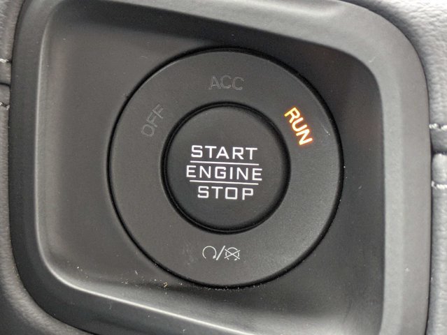 Certified 2026 Jeep Wrangler Unlimited Sahara AWD/4WD image 29