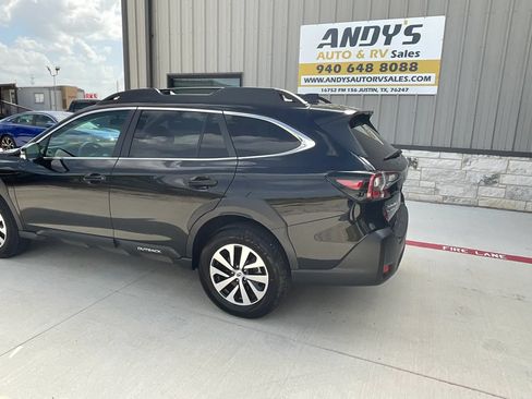 Used 2025 Subaru Outback Premium AWD/4WD image 20