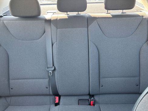 Used 2025 Kia K4 LXS image 37