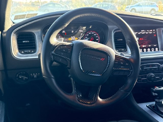 Used 2017 Dodge Charger R/T RWD image 21