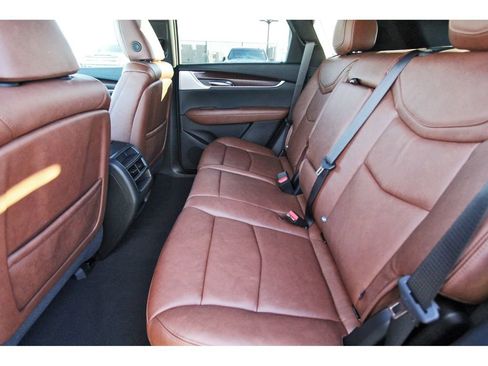 New 2026 Cadillac XT5 Premium Luxury image 7