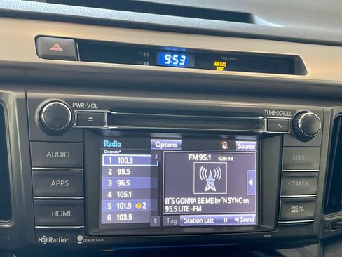 Used 2015 Toyota RAV4 XLE AWD/4WD image 16
