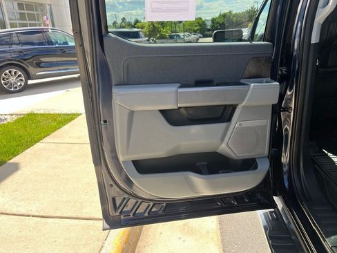 Certified 2023 Ford F150 Lariat w/ Trailer Tow Package AWD/4WD image 18