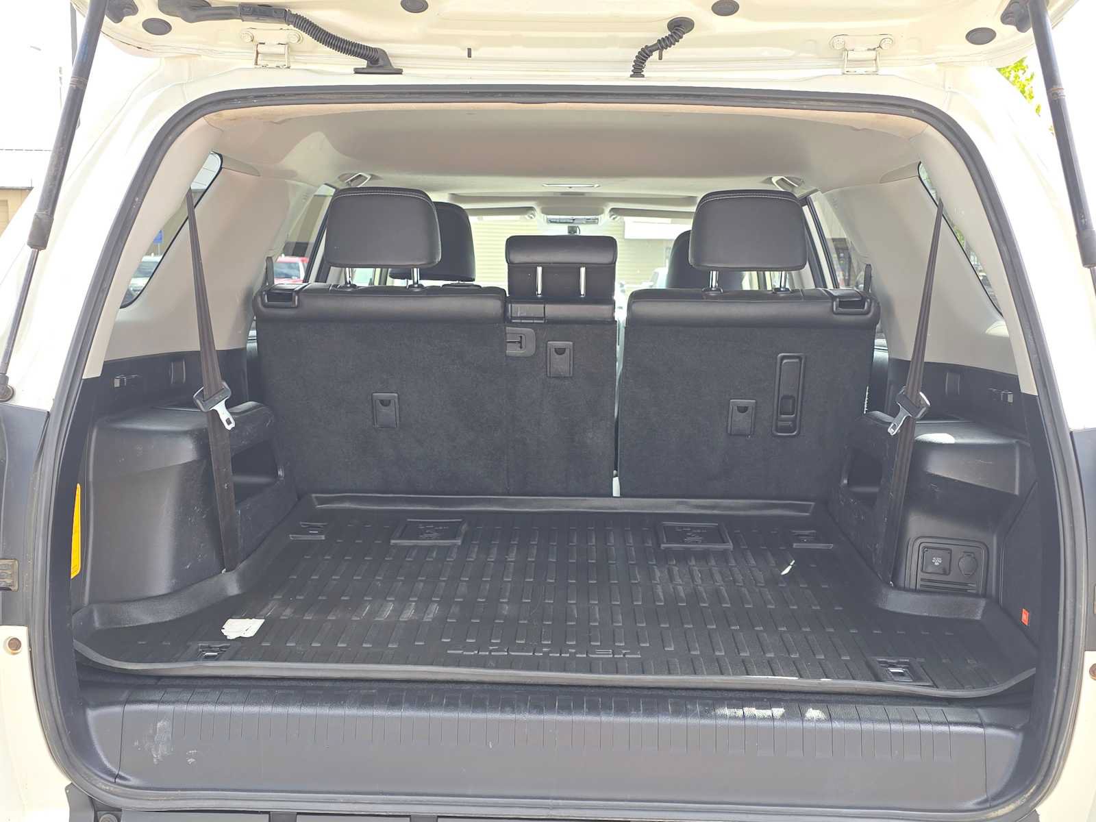 Used 2018 Toyota 4Runner Limited AWD/4WD image 17