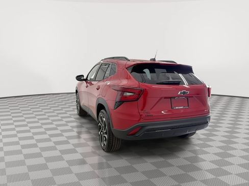 New 2026 Chevrolet Trax RS w/ Sunroof Package FWD image 10