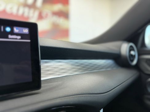 Used 2024 Alfa Romeo Tonale Ti image 37