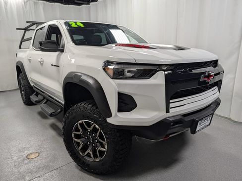Certified 2024 Chevrolet Colorado ZR2 w/ Safety Package AWD/4WD image 2