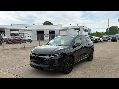 Used 2021 Chevrolet Blazer RS w/ Enhanced Convenience Package AWD/4WD image 2