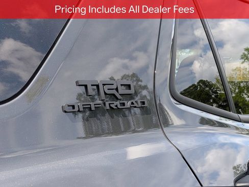 Certified 2025 Toyota 4Runner TRD Off-Road Premium AWD/4WD image 8