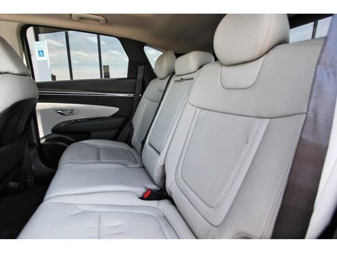 Used 2024 Hyundai Tucson Limited FWD image 31