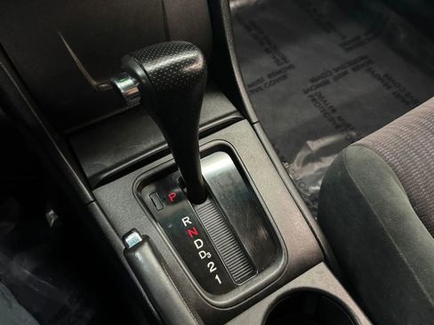 Used 2004 Honda Accord LX image 30