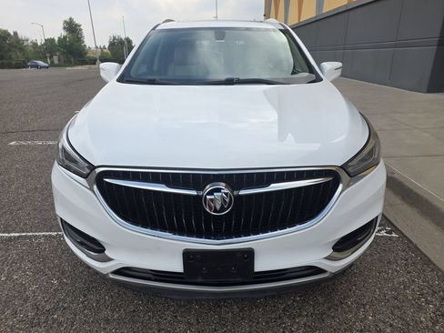 Used 2020 Buick Enclave Essence FWD image 3