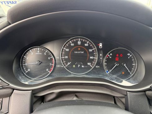 Used 2025 MAZDA CX-30 Carbon image 19