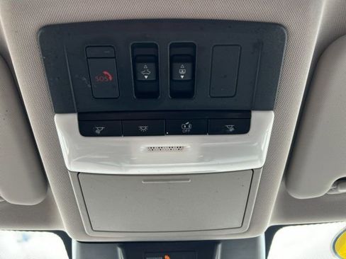 Used 2021 Nissan Rogue SL AWD/4WD image 50