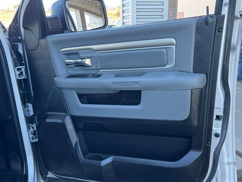 Used 2015 RAM 1500 Big Horn image 31