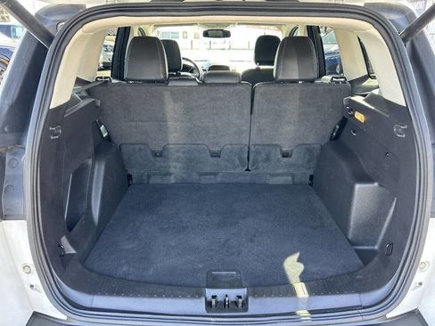 Used 2019 Ford Escape SEL image 20