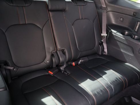 Used 2025 Honda Pilot TrailSport image 29