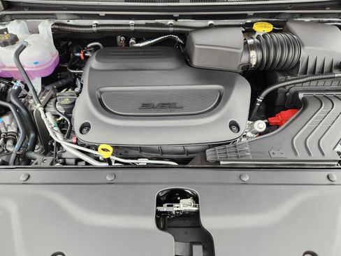 New 2026 Chrysler Pacifica Limited w/ S Appearance Package FWD image 23