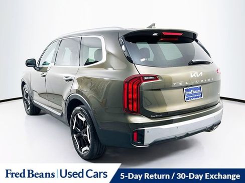Used 2023 Kia Telluride S w/ S Sunroof Package image 5