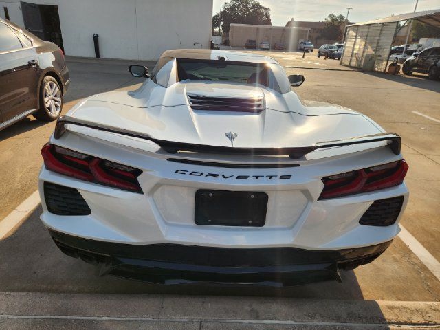 Used 2023 Chevrolet Corvette Stingray Premium Conv w/ Z51 Performance Package RWD image 5