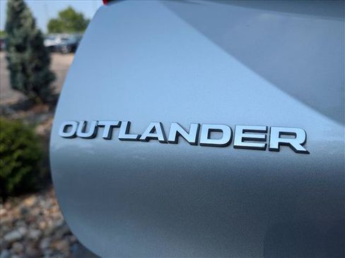 Used 2024 Mitsubishi Outlander SE FWD image 20