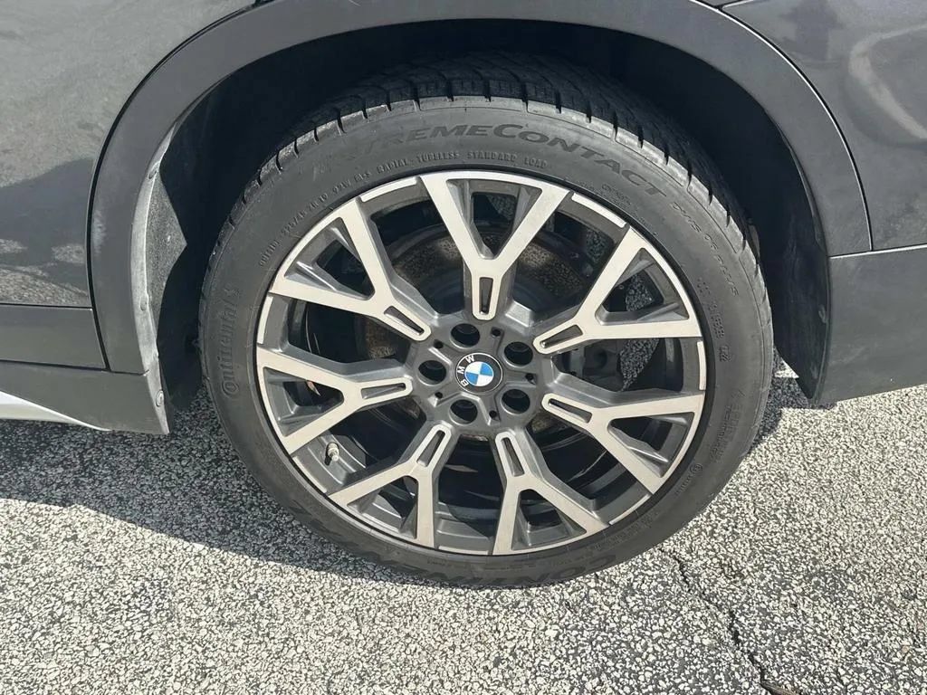Used 2020 BMW X1 sDrive28i w/ Premium Package FWD image 11