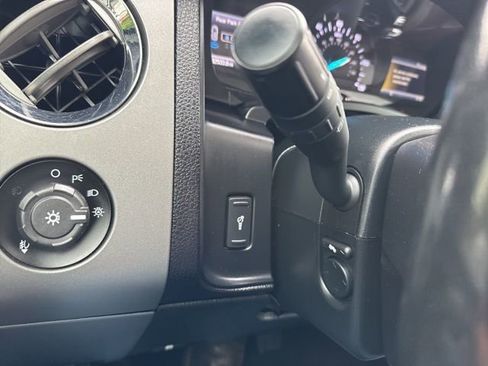 Used 2017 Ford Expedition EL Platinum RWD image 46